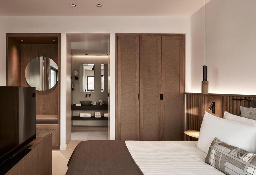 Полулюкс Вид на Сад, The Olivar Suites