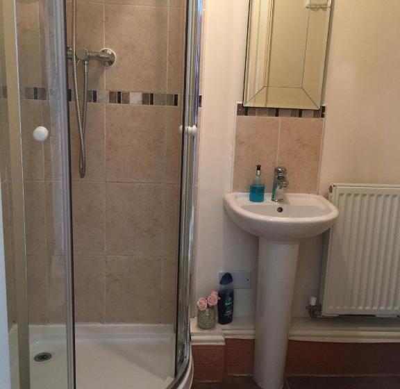 Standard room with outdoor bath, Upton Country Park Guest House