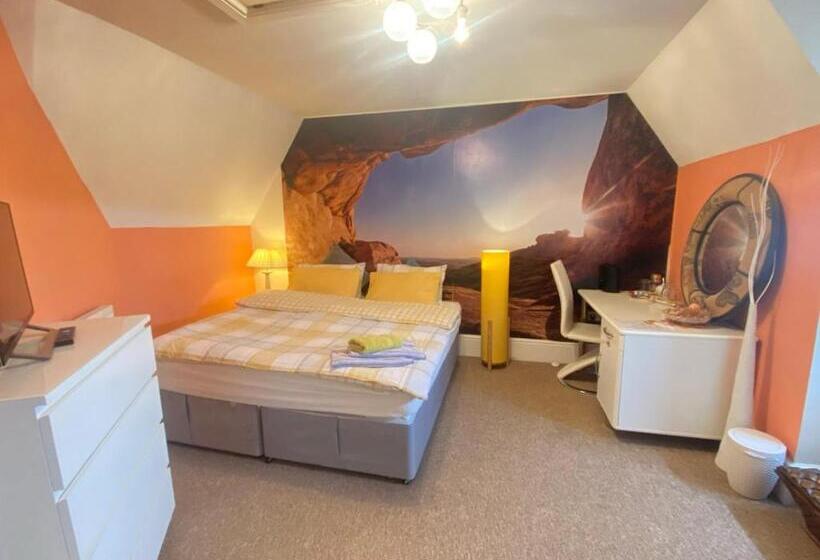Номер Economy, Upton Country Park Guest House