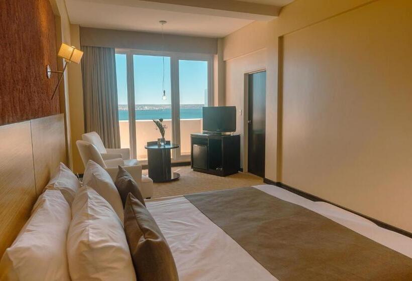 小型套房, Rayentray Grand