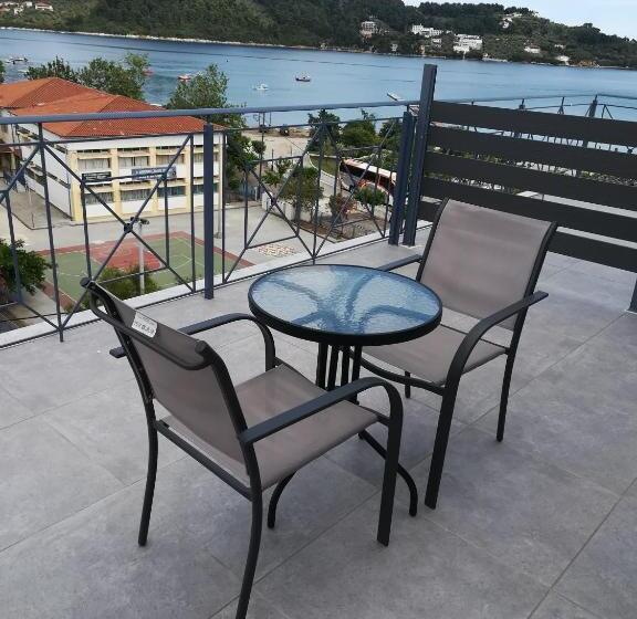 디럭스 룸, View Port