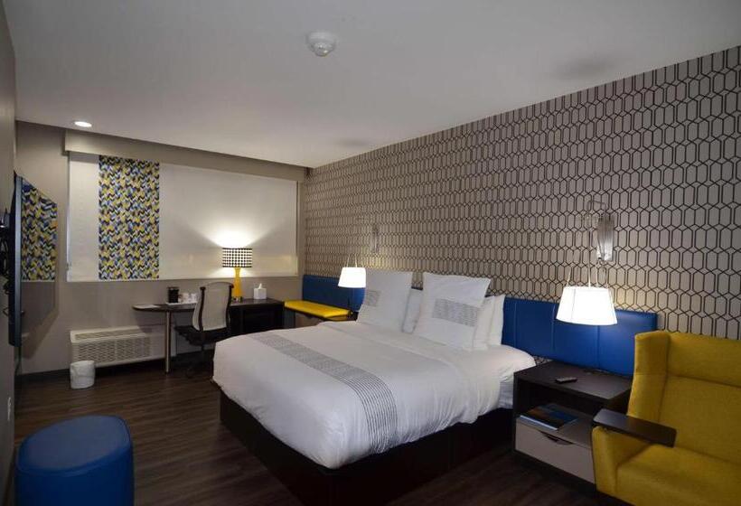 Номер Стандарт Кровать Кинг Адаптированный для Инвалидов, Glō Best Western Enid Ok Downtown   Convention Center