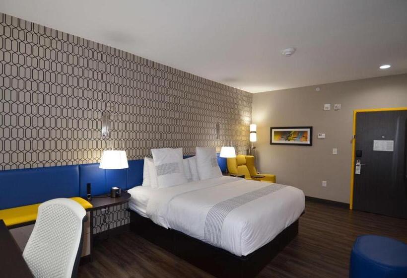 Люкс Кровать Кинг, Glō Best Western Enid Ok Downtown   Convention Center