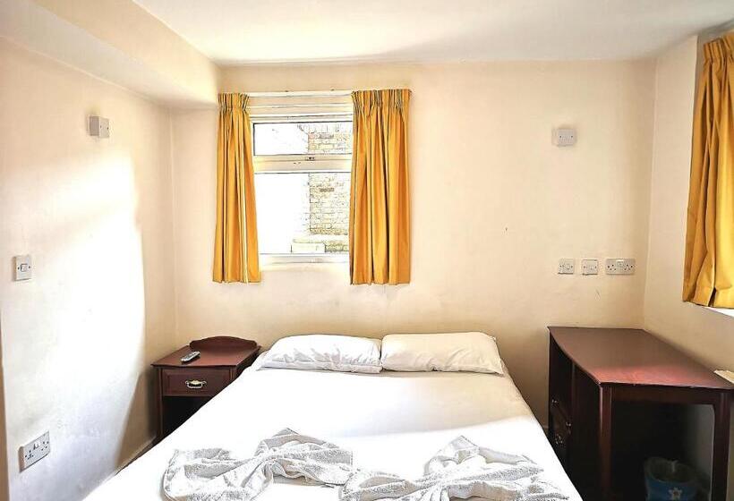 Quarto Estandar, Aquarius