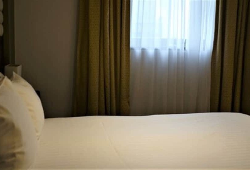 Номер Superior, Maitrise Hotel Maida Vale   London