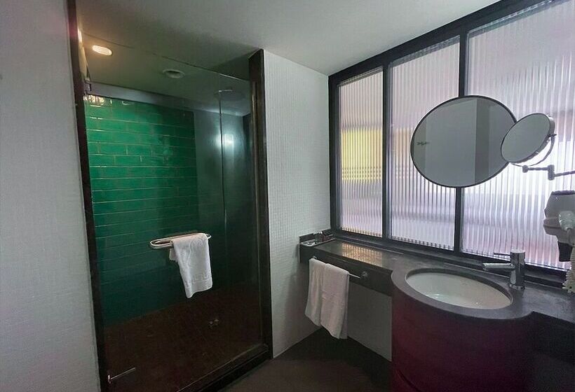 디럭스 트리플 룸, Miapera Hotel And Spa
