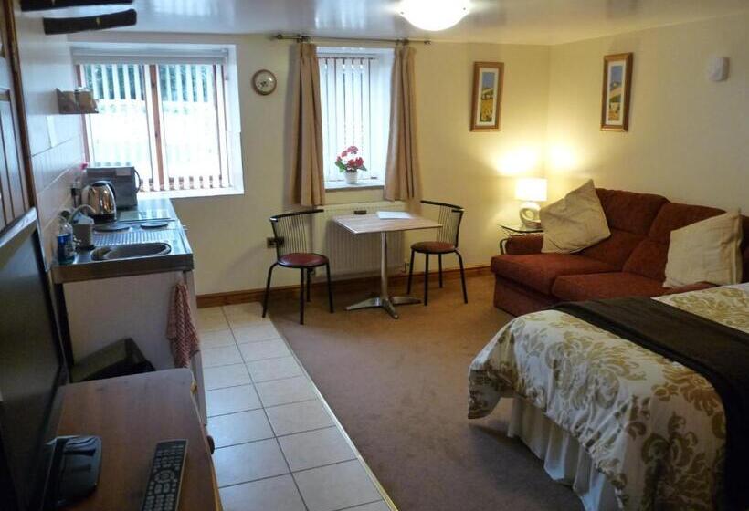 Студия Стандарт, Oakenholt Farm Bed And Breakfast