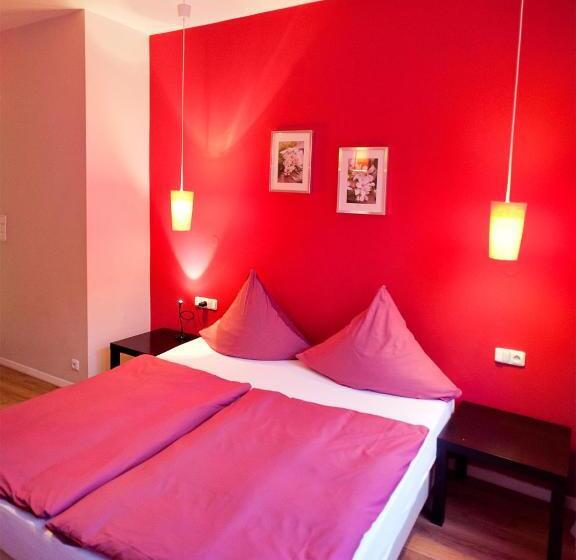 Quarto Estandar, Purpur