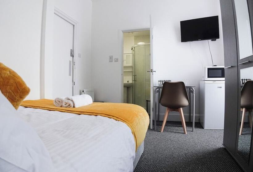 스탠다드 룸, Station House Plymouth