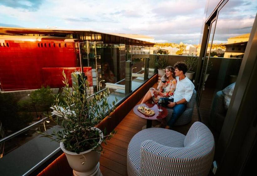 סוויטה עם טרסה, Hard Rock Hotel Madrid