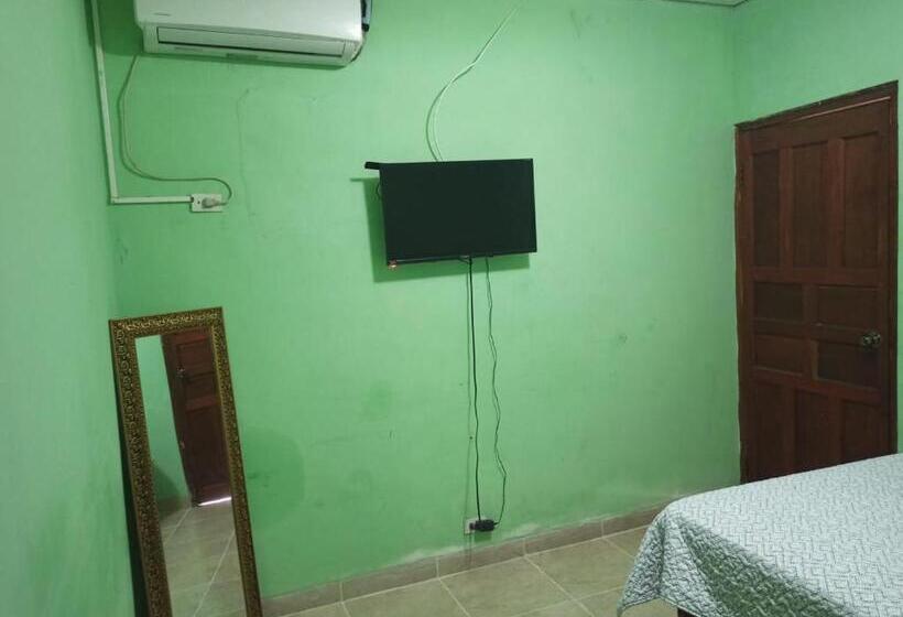 Номер Economy, Hostal Familiar Argeñal