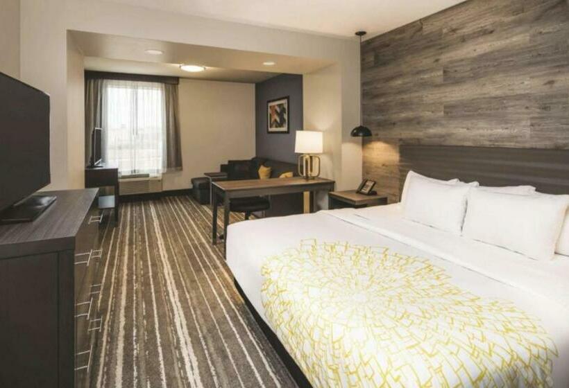 Стандартный Номер Кровать Кинг, La Quinta Inn & Suites By Wyndham Locust Grove