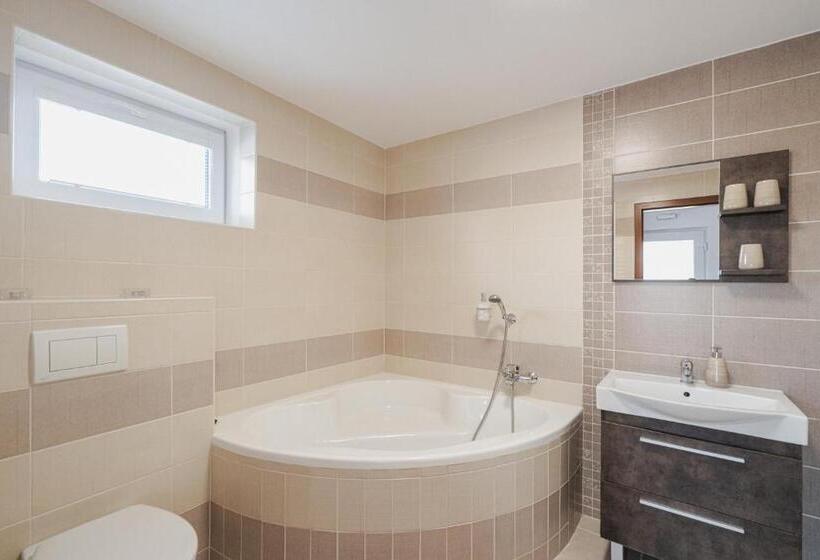 Апартаменты 1 Спальня с Террасой, Residence Malva