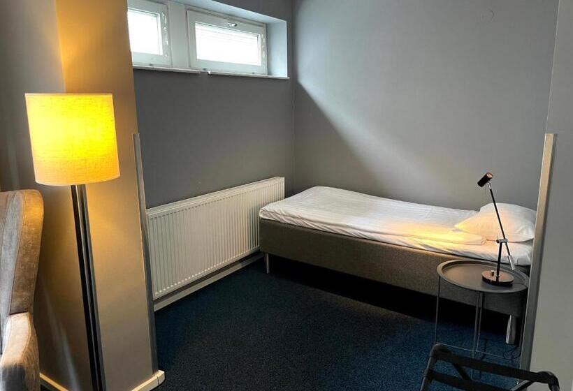 Семейный Номер, N Hostel Malmö City