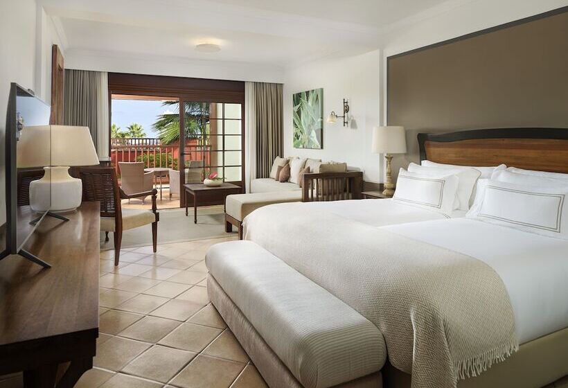 Полулюкс, Hacienda del Conde Meliá Collection Golf & Spa