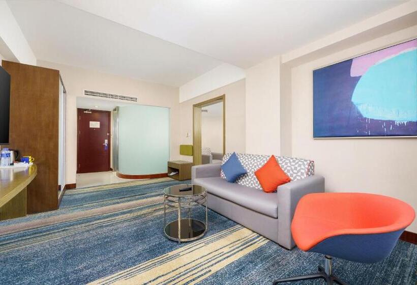 スイート, Holiday Inn Express City Centre Dalian, An Ihg