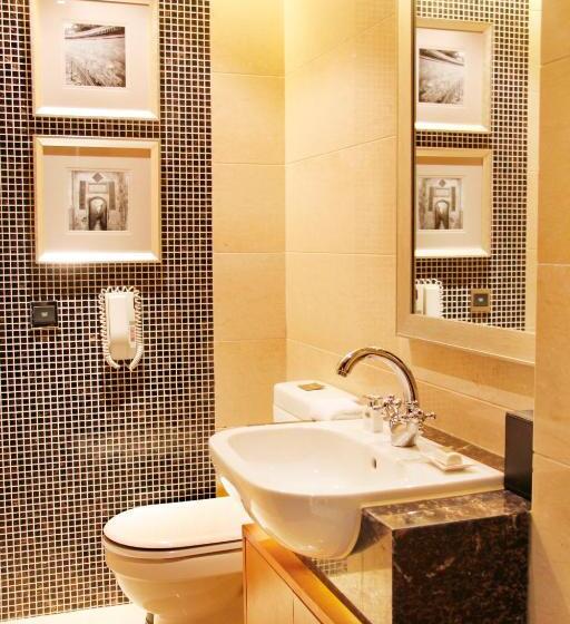 سوییت سوپریور, Radegast Hotel Cbd Beijing