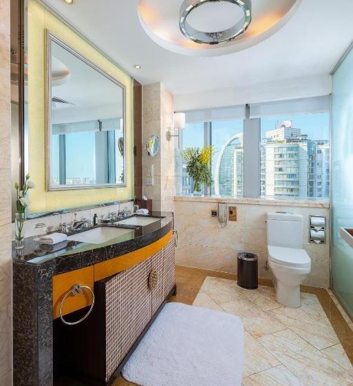 سوییت سوپریور, Radegast Hotel Cbd Beijing