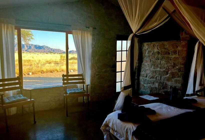 اتاق استاندارد با چشم‌انداز کوهستان, Little Sossus Lodge