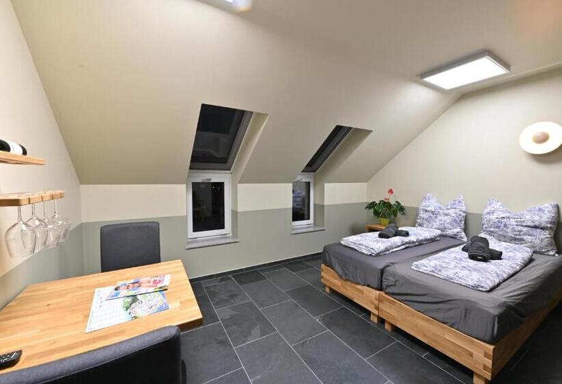 1 Bedroom Apartment Lake View, Domaine Edegger   Organic Winery Badacsony