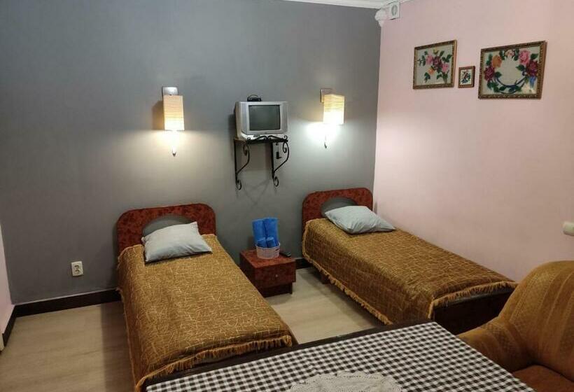 Quarto Estandar, готель маєток