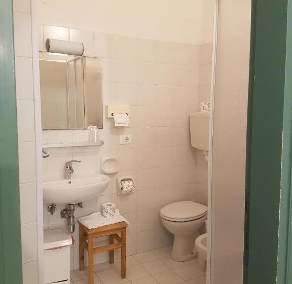 Четырехместный Номер Стандарт, Albergo Lungomare