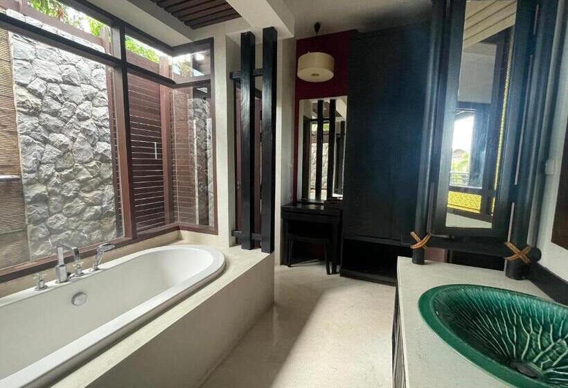 Вилла Deluxe 1 Спальня, Bhundhari Residence Koh Samui