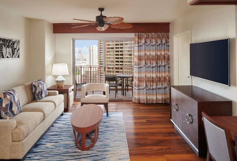 Люкс 2 Спальни, Hilton Grand Vacations Club Grand Waikikian Honolulu