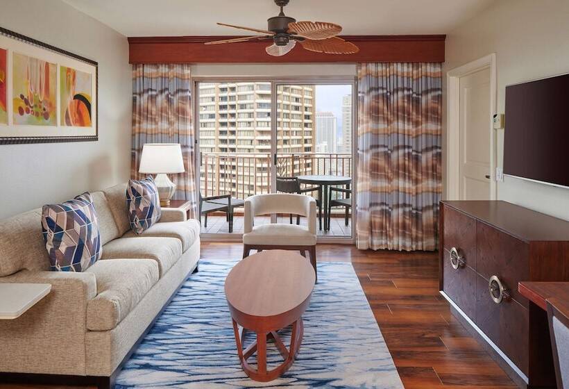 Люкс Адаптированный для Инвалидов, Hilton Grand Vacations Club Grand Waikikian Honolulu