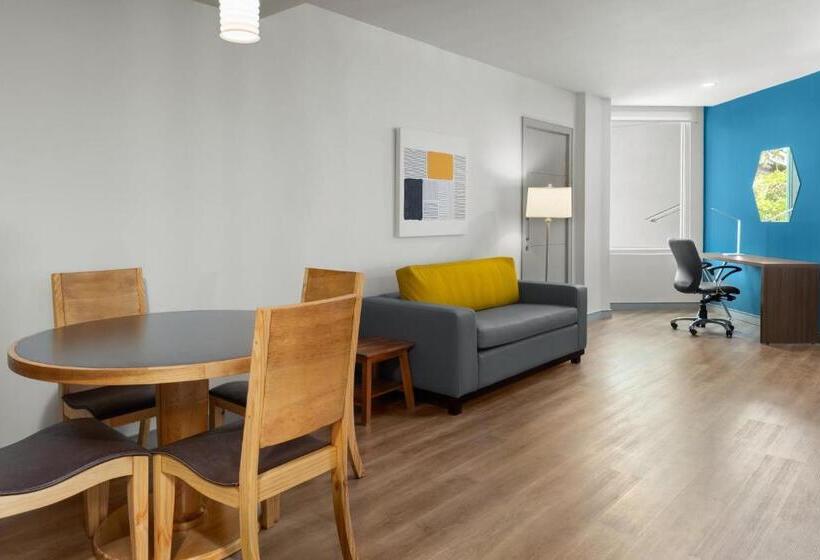 Президентский Люкс, Holiday Inn Express San Jose Forum Costa Rica, An Ihg