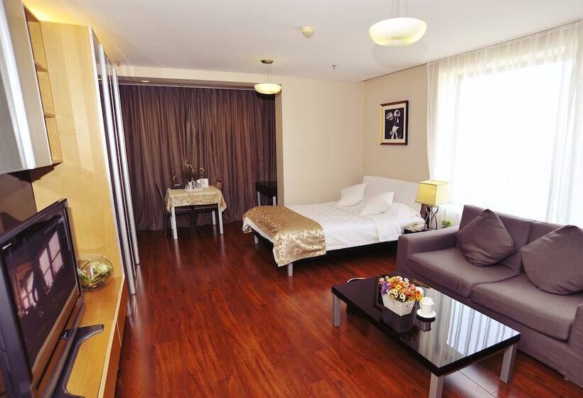 Номер Стандарт, Qingdao Housing International
