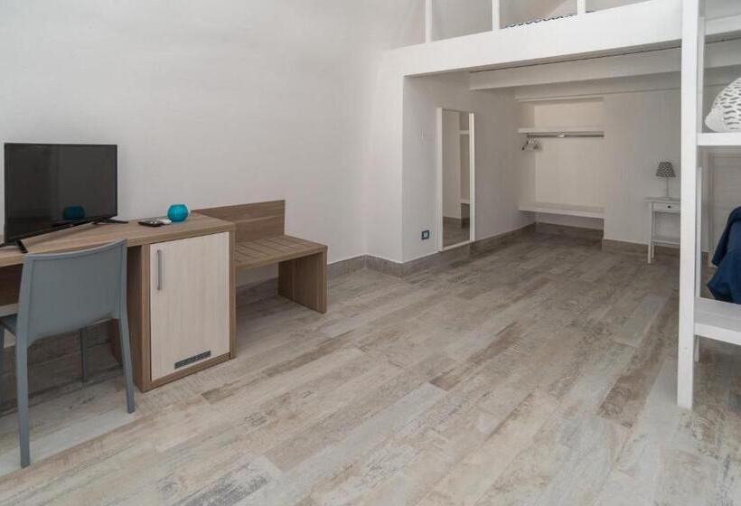 Четырехместный Номер Стандарт Вид на Сад, Il Pagliaio B&b