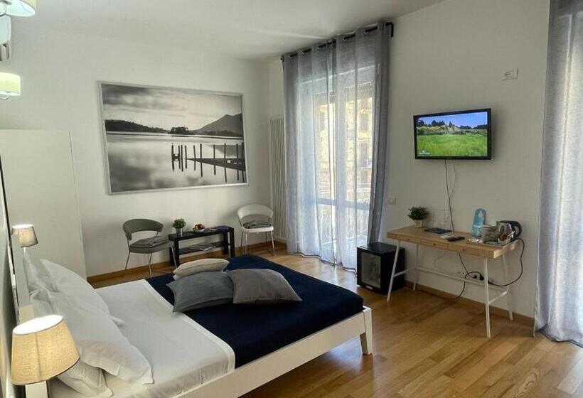 اتاق استاندارد با وان آب گرم, Suites Colombo 32