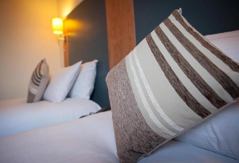 스탠다드 룸, Celtic International Hotel Cardiff Airport