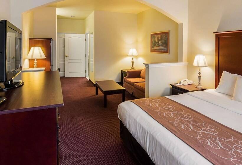 سوئیت برای معلولان, Comfort Suites Texarkana Texas