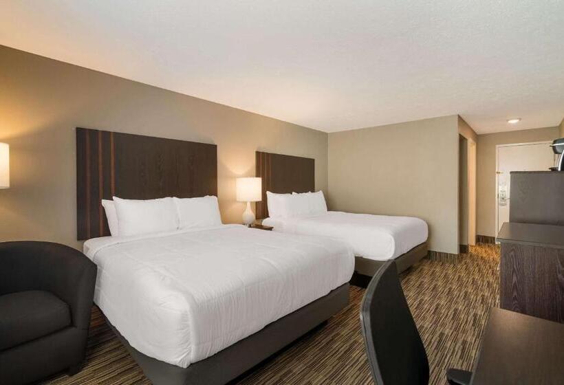 Номер Стандарт, Quality Inn & Suites