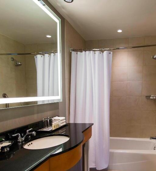 Suite, Renaissance Chicago O Hare Suites