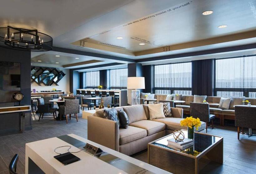Suite King Size Seng, Renaissance Chicago O Hare Suites