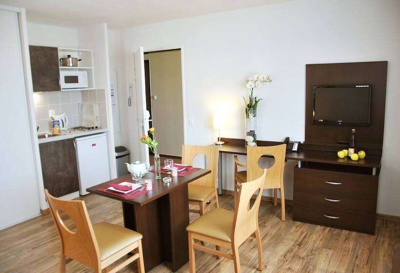 Апартаменты 1 Спальня, Séjours & Affaires Caen Le Clos Beaumois