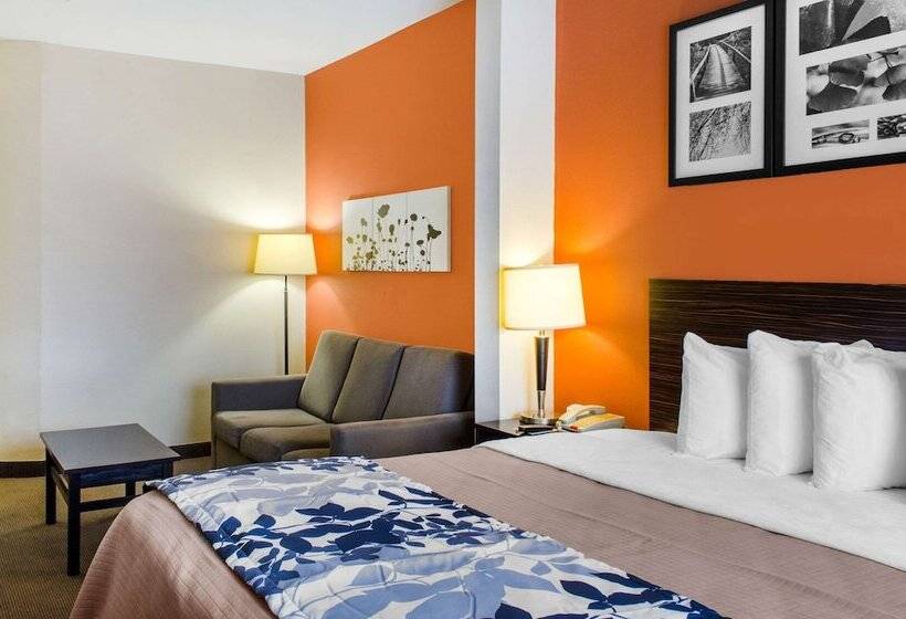 스위트, Spark By Hilton Montgomery Eastchase