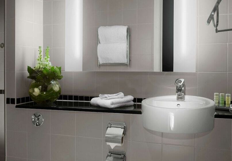 سوییت جونیور, Radisson Blu Hotel, Durham