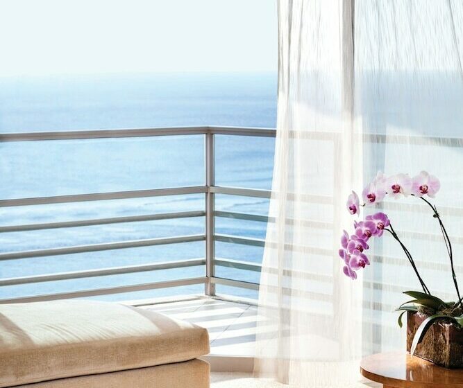 جناح بريميوم 3 غرف نوم, Ka Laʻi Waikiki Beach, Lxr Hotels & Resorts