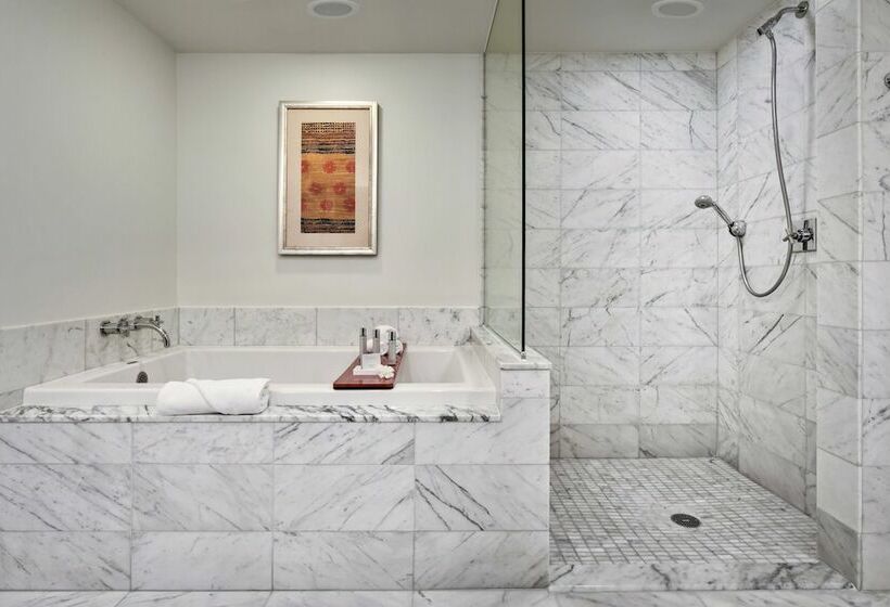 جناح بريميوم 3 غرف نوم, Ka Laʻi Waikiki Beach, Lxr Hotels & Resorts