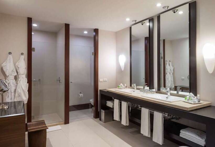 Chambre Familiale, NH Collection Guadalajara Providencia