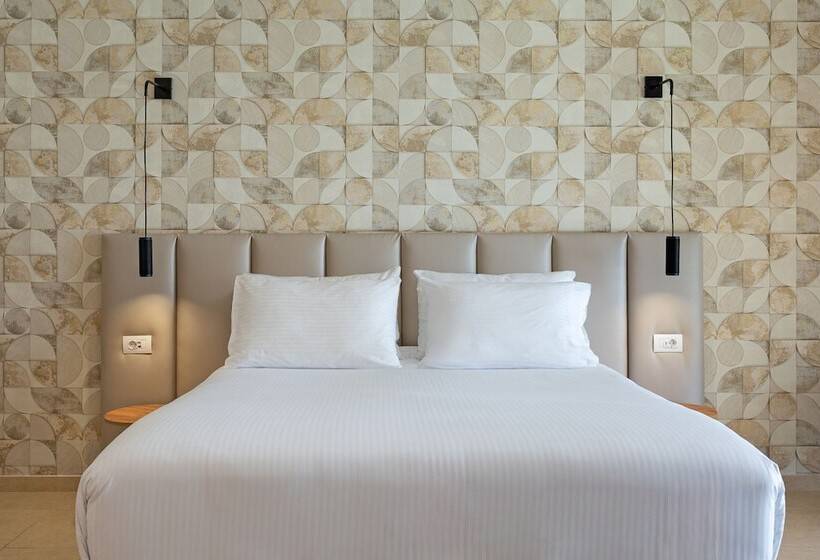 Королевский Люкс, Kresten Royal Euphoria Resort