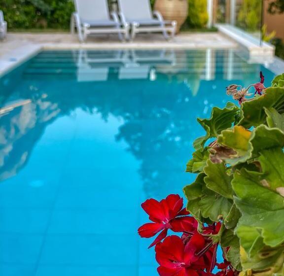 Вилла с 1 спальней и бассейном, La Riviera Barbati Seaside Apartments & Villas