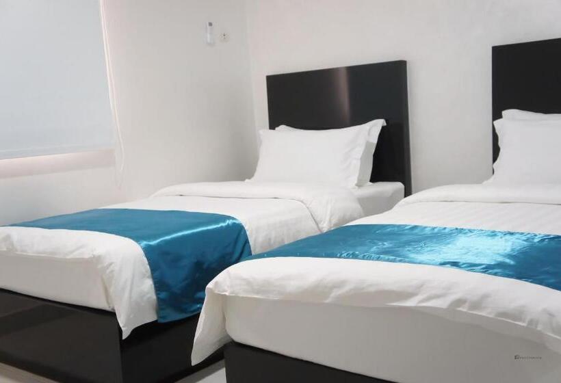 Номер Стандарт, Valencia Hôtel & Appartements