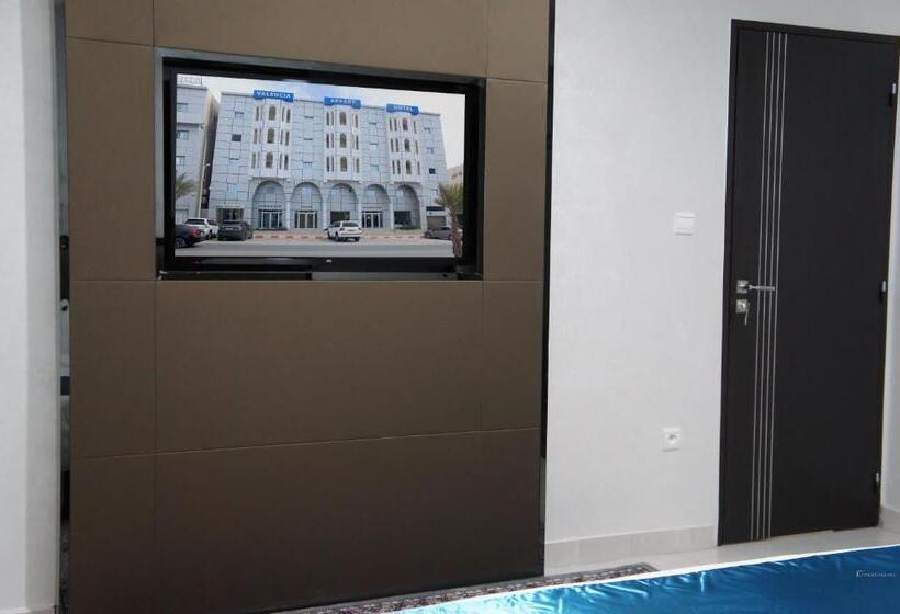 Люкс 3 Спальни, Valencia Hôtel & Appartements