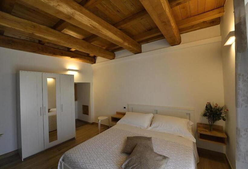 اتاق استاندارد با بالکن, Le Benedettine Affittacamere Relais