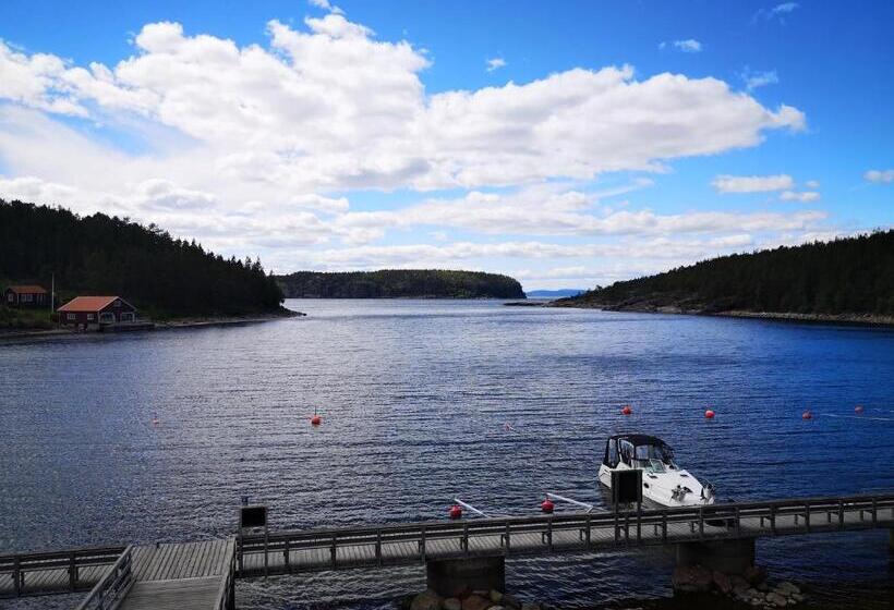 Четырехместный Номер Стандарт Вид на Море, Trysunda Vandrarhem & Skärgårdscafé
